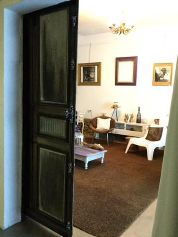 Bed and Breakfast Loft Atypique Villeneuve-de-Riviere Экстерьер фото
